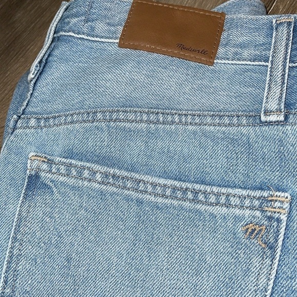 Madewell The Momjean in Gilford Wash - Ripped Edition Sz 26 Petite - Picture 10 of 12